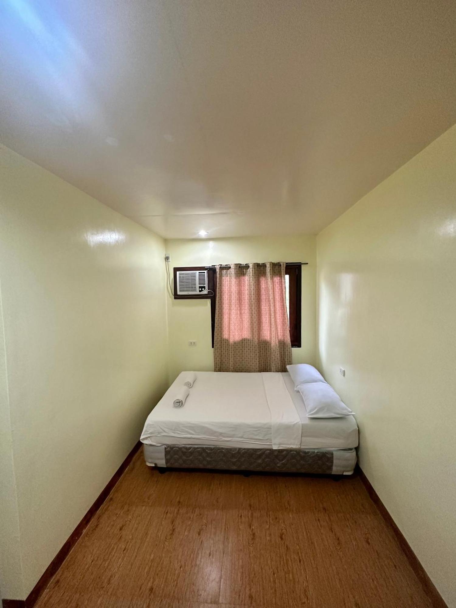 Edgar'S Guest House モアルボアル エクステリア 写真